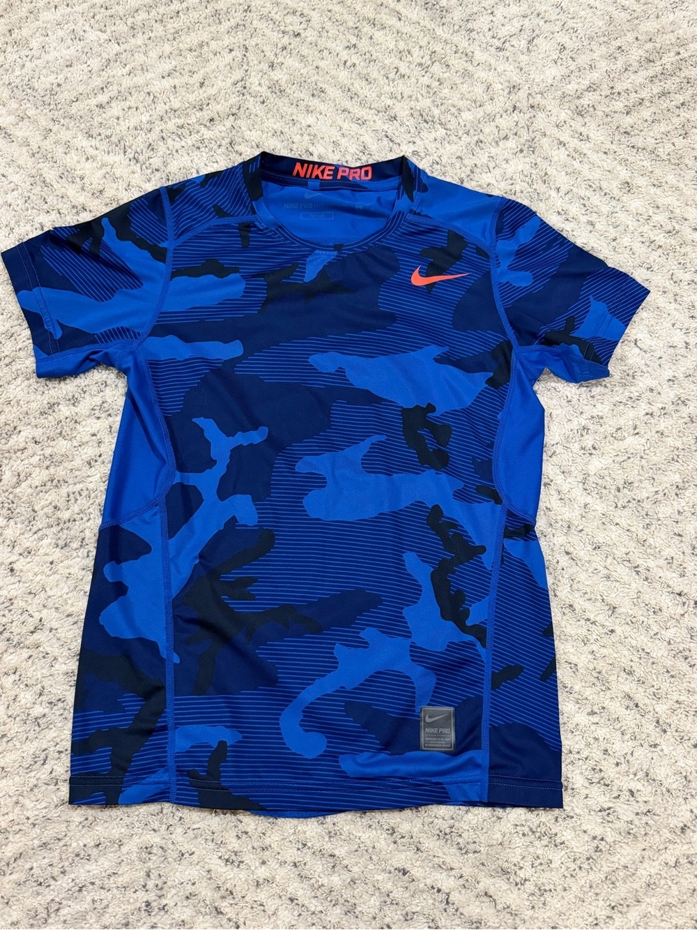 Nike Pro Boys' Blue Camo Compression Shirt size medium